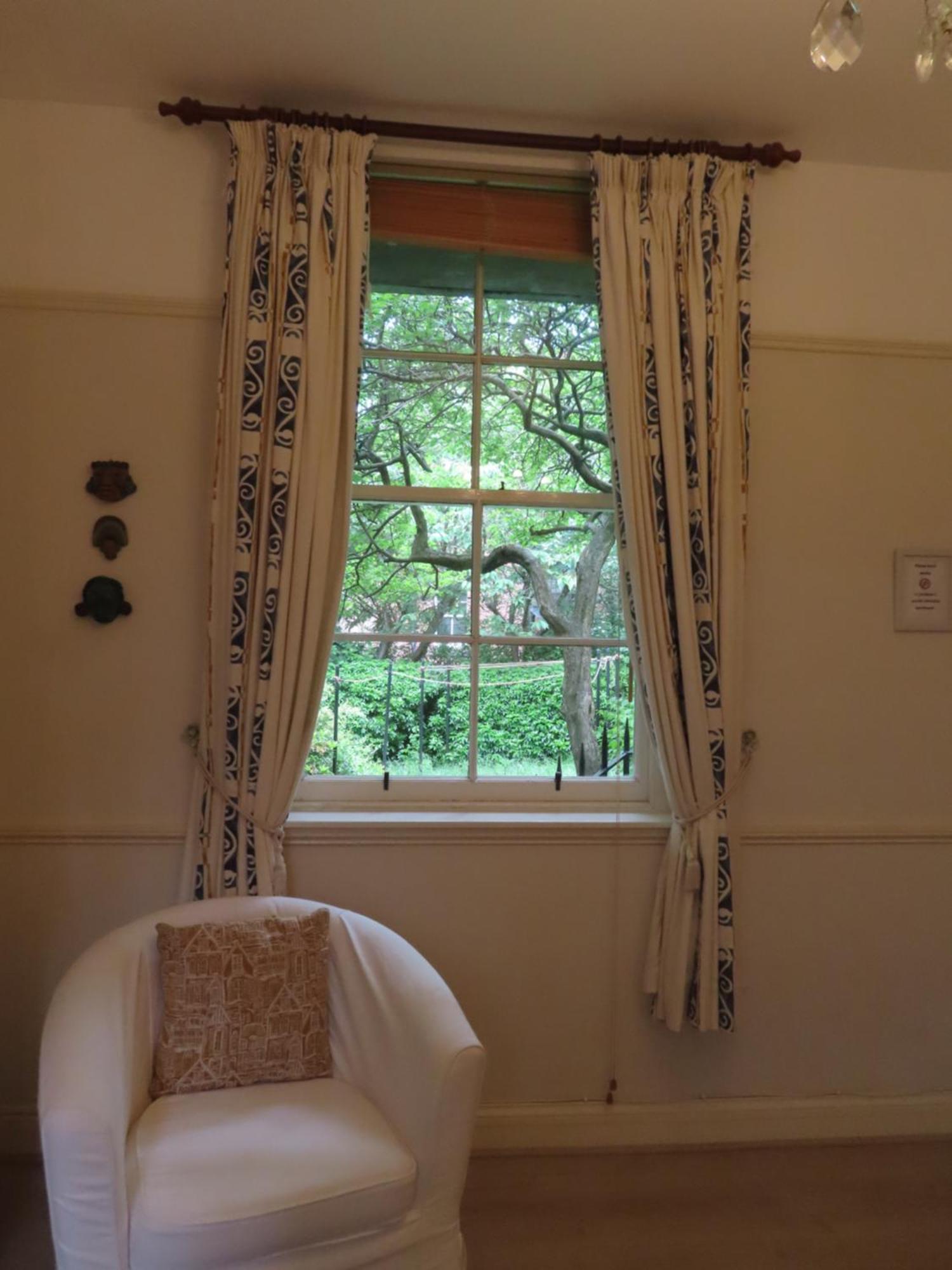 The Cosy Courtyard * Эдинбург
